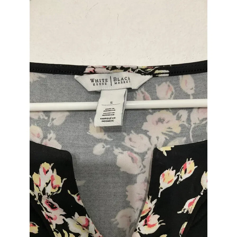 WHBM Floral V-Neck Dress Sleeveless Pleated Ruffle Hem Size Small - Picture 5 of 6